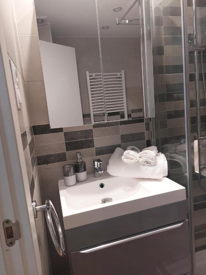 Apartamento Zaragoza Plaza Europa エクステリア 写真